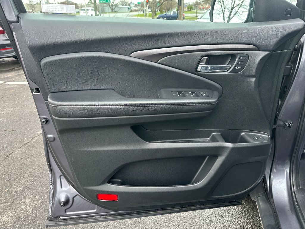 Used 2022 Honda Pilot Special Edition image 5