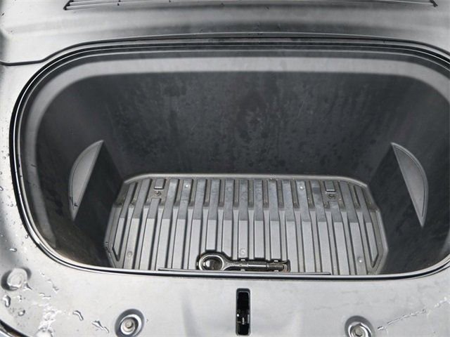 Used 2021 Tesla Model Y Performance image 18