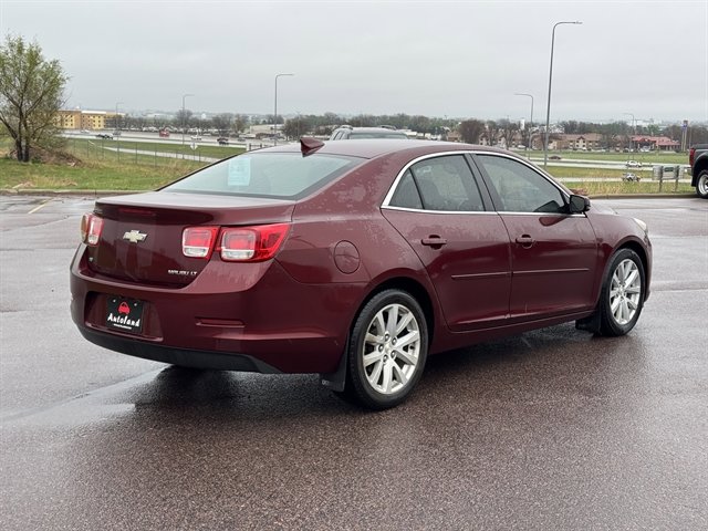 Used 2015 Chevrolet Malibu LT FWD image 5