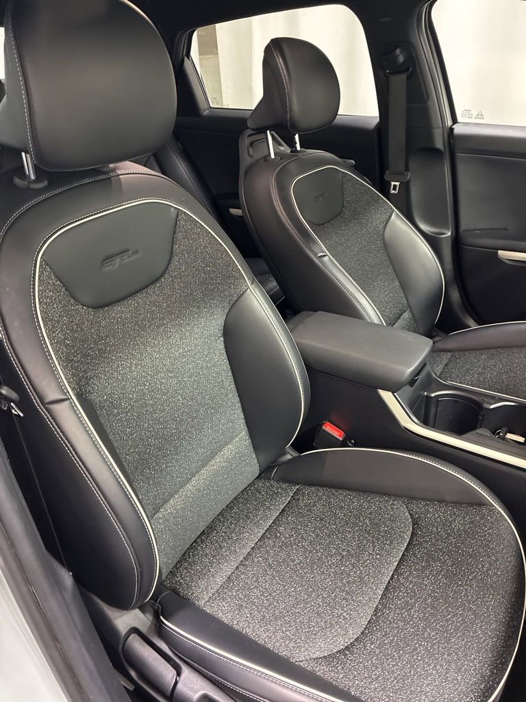Used 2025 Kia K4 GT-Line image 26