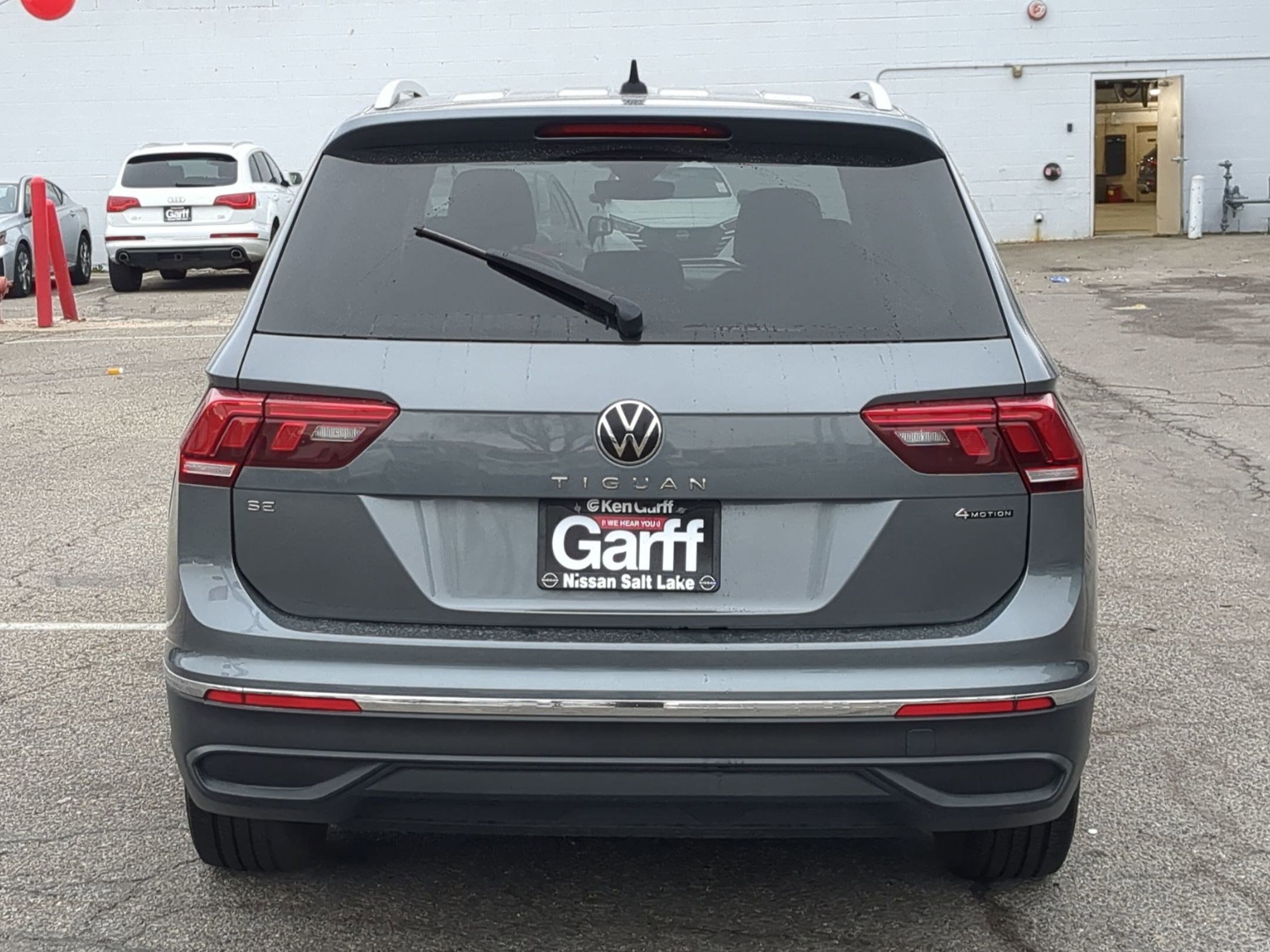 Used 2023 Volkswagen Tiguan SE image 5