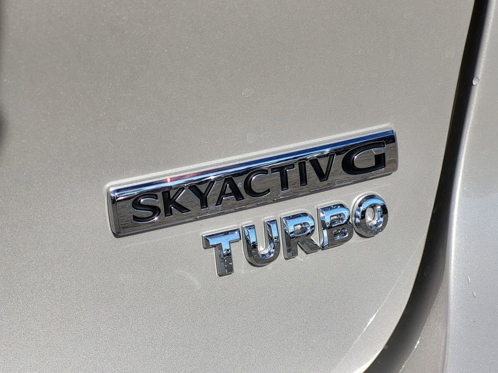 New 2026 MAZDA MAZDA3 Hatchback w/Premium Plus Pkg image 8