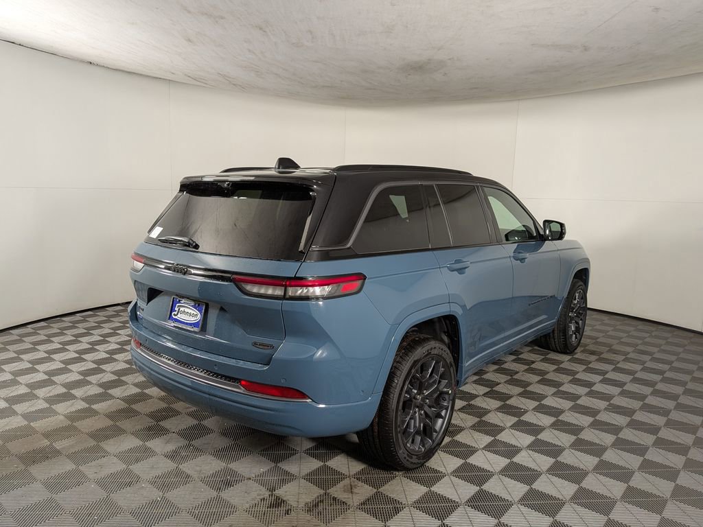 New 2026 Jeep Grand Cherokee Summit AWD/4WD image 7