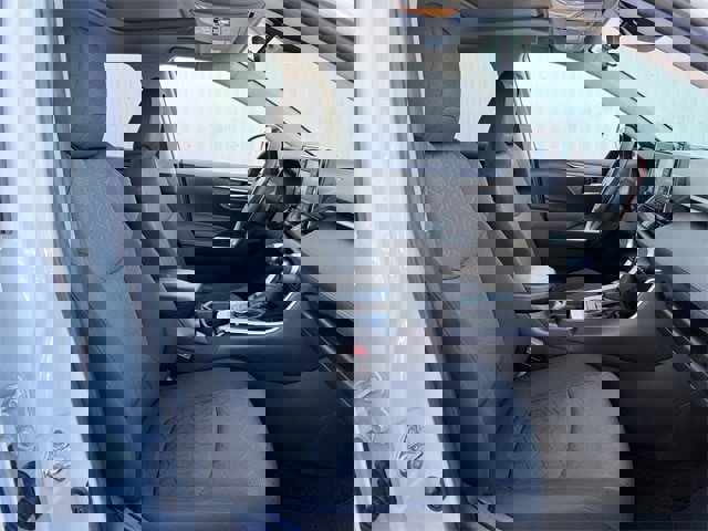 Used 2021 Toyota RAV4 XLE image 30