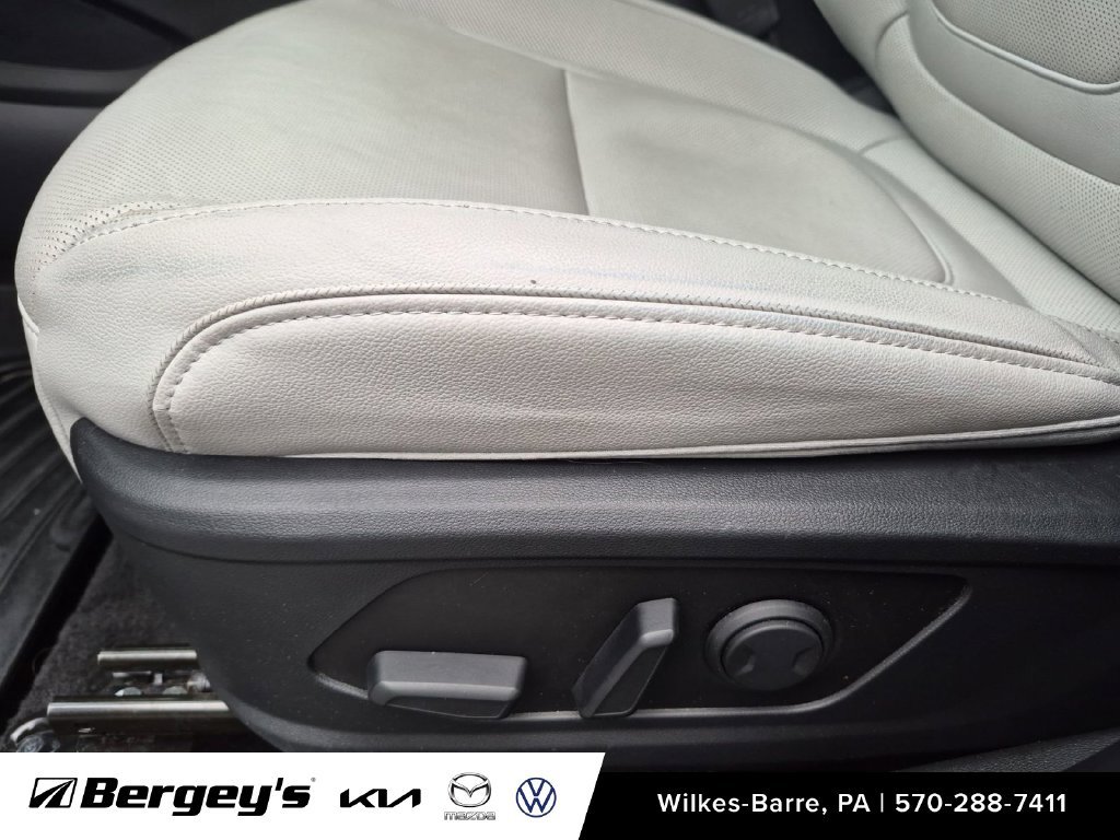 Used 2025 Hyundai Santa Cruz Limited AWD/4WD image 21