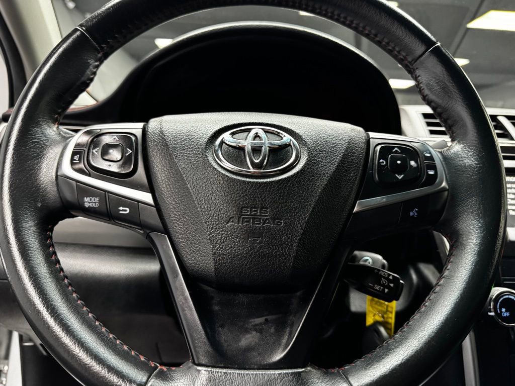 Used 2017 Toyota Camry SE FWD image 22