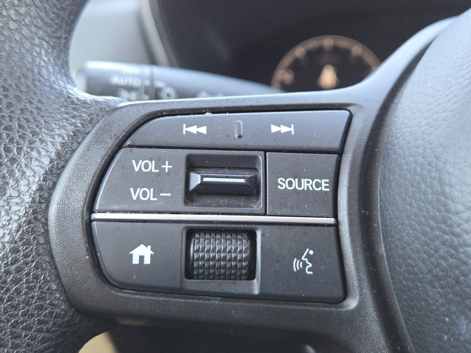 Used 2023 Honda CR-V EX image 32