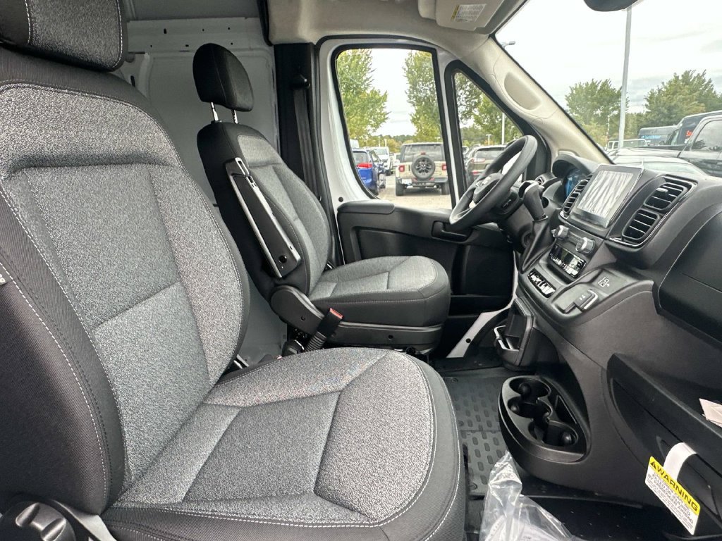 New 2026 RAM ProMaster 2500 w/ Convenience Group FWD image 12