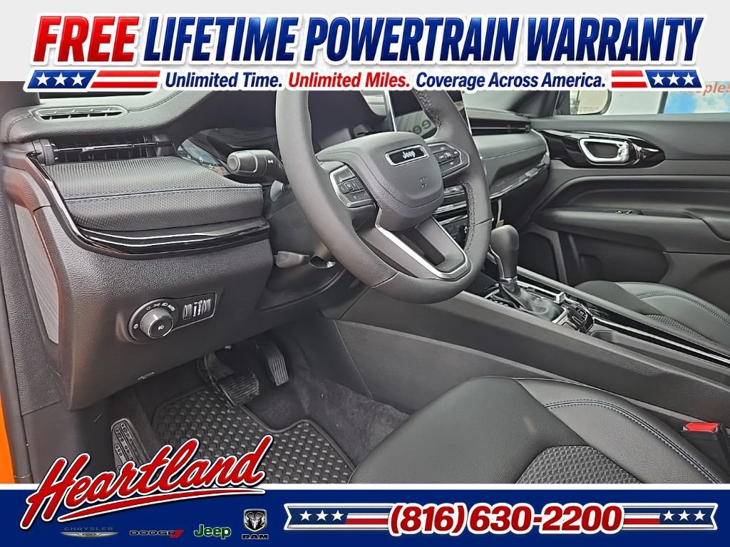 New 2026 Jeep Compass Latitude AWD/4WD image 32