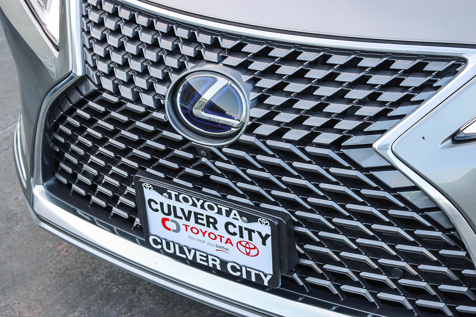 Used 2020 Lexus RX 450h RX 450h w/ Premium Package image 6