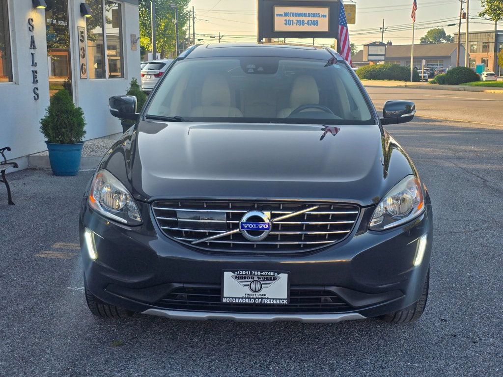 Used 2016 Volvo XC60 T5 Premier w/ Technology Package AWD/4WD image 2