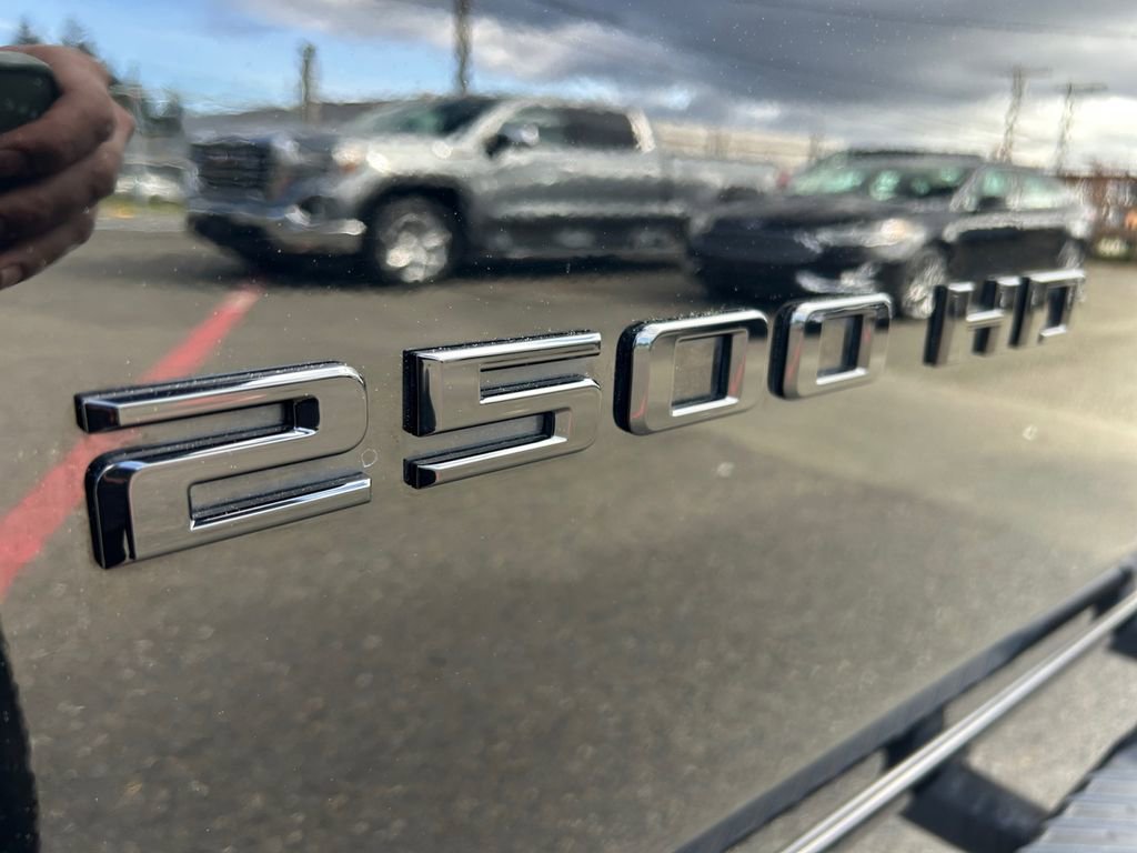 Used 2024 Chevrolet Silverado 2500 LTZ w/ LTZ Plus Package image 32