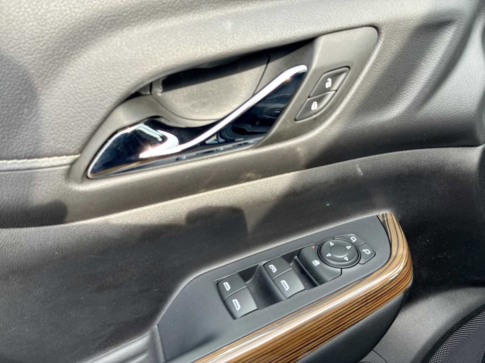 Certified 2022 GMC Acadia SLE w/ Driver Convenience Package image 22