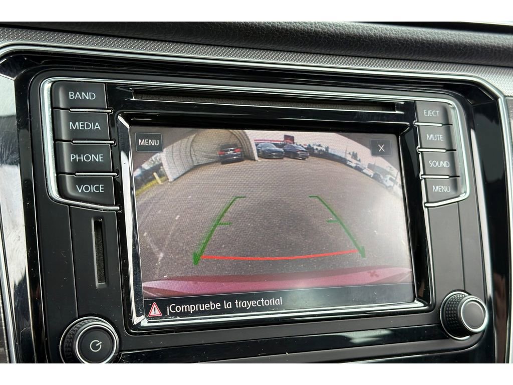 Used 2017 Volkswagen Passat 1.8T SE w/ SE Lighting Package image 20