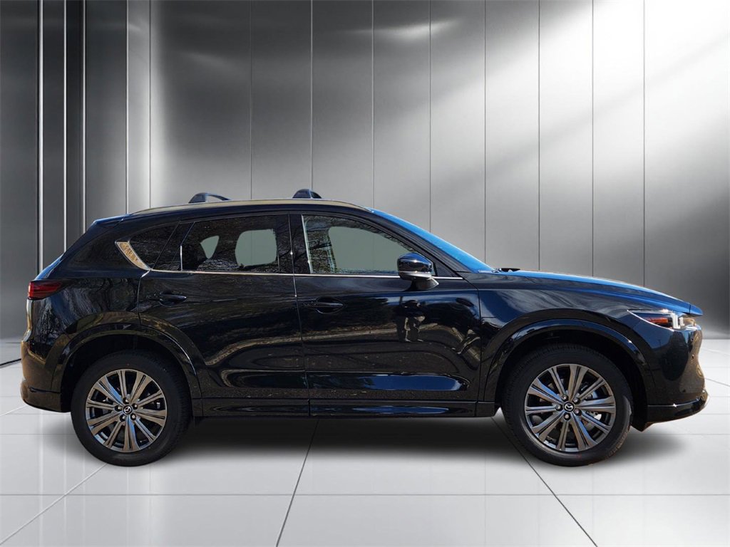 New 2025 MAZDA CX-5 Signature image 3