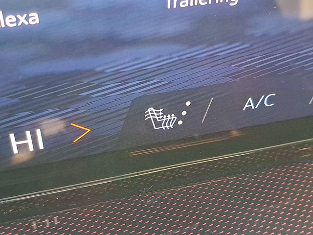 Used 2024 Chevrolet Traverse Z71 w/ LPO, Floor Liner Package image 18