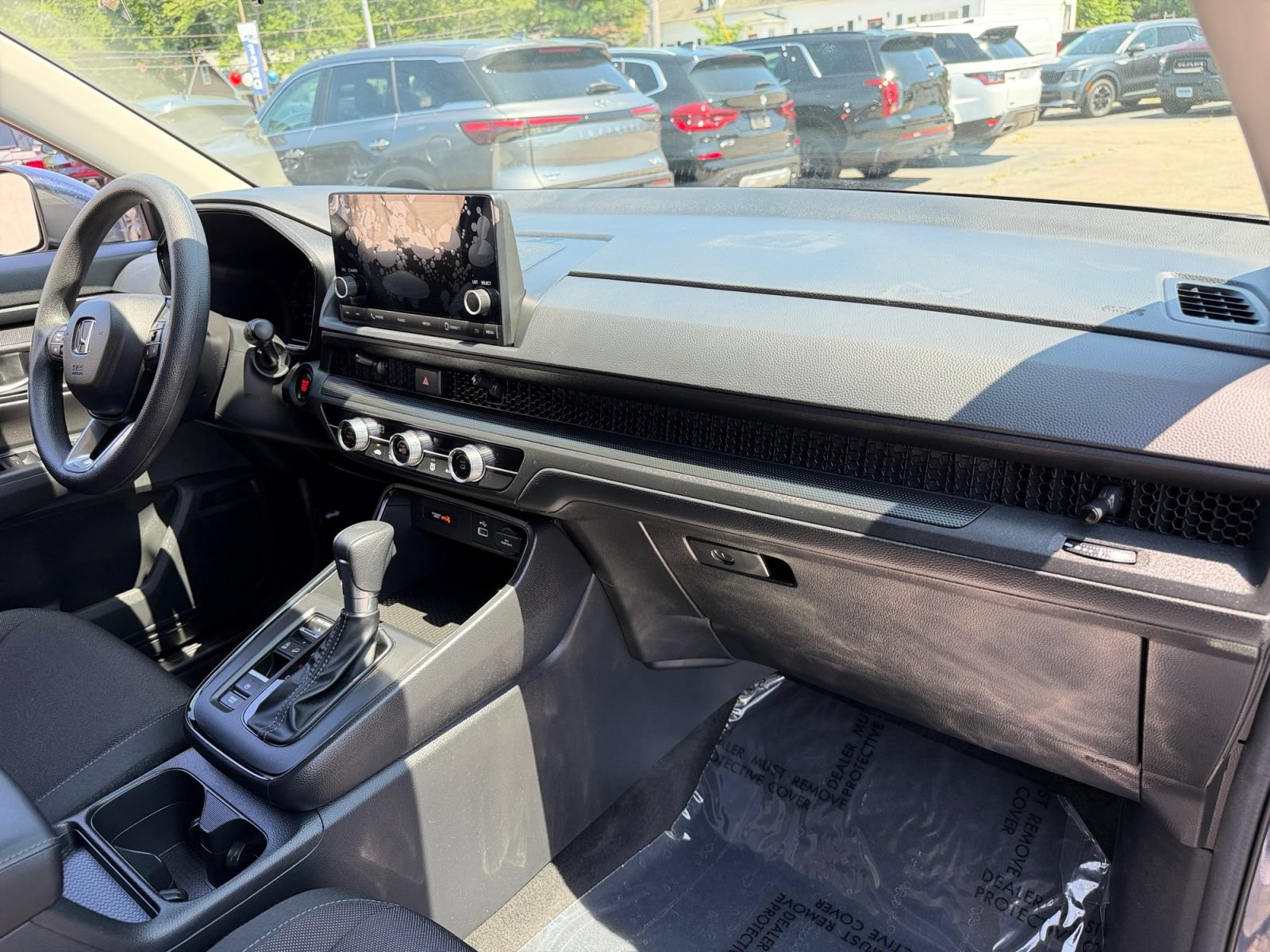 Used 2025 Honda CR-V LX image 9