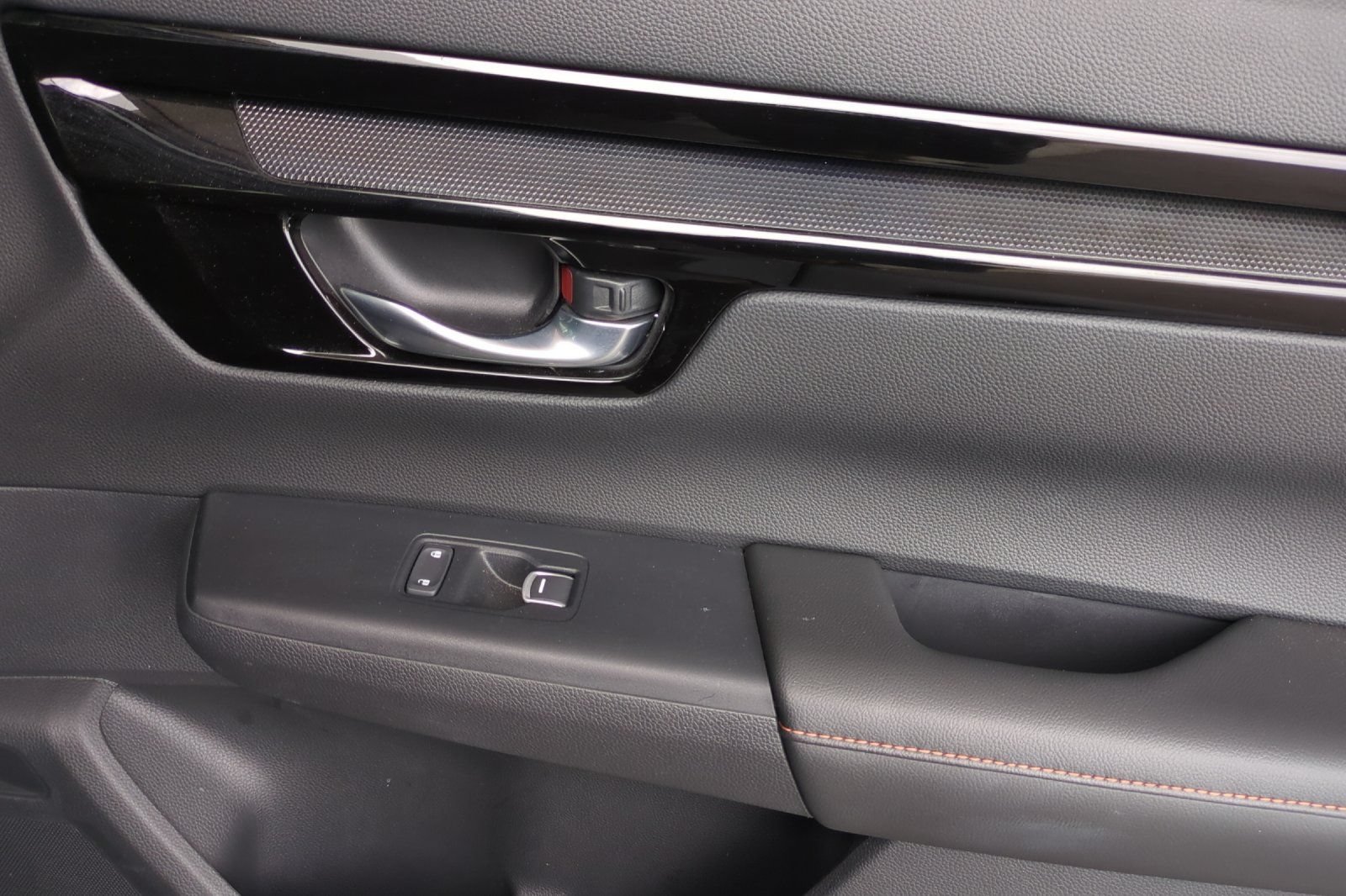 Used 2025 Honda CR-V Sport Touring image 20