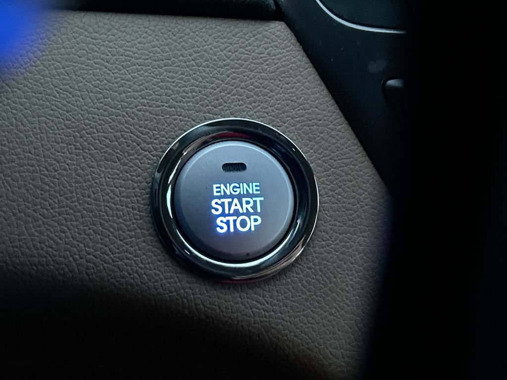 Used 2013 Hyundai Sonata Limited FWD image 19