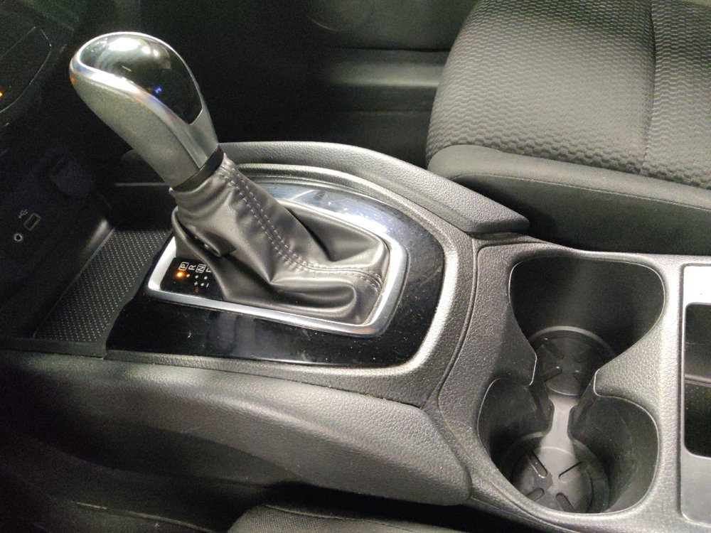 Used 2020 Nissan Rogue Sport S FWD image 26
