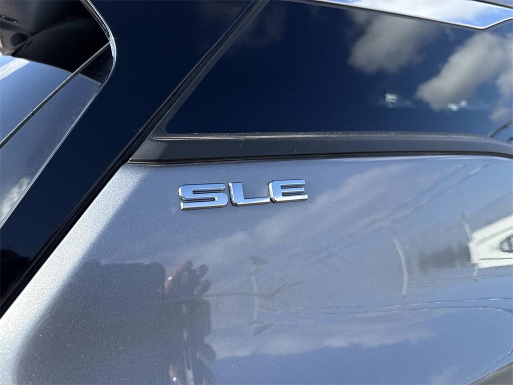 Used 2021 GMC Terrain SLE w/ LPO, Floor Liner Package image 6