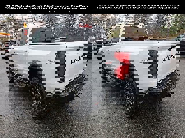 Used 2024 Chevrolet Colorado ZR2 w/ Safety Package image 8