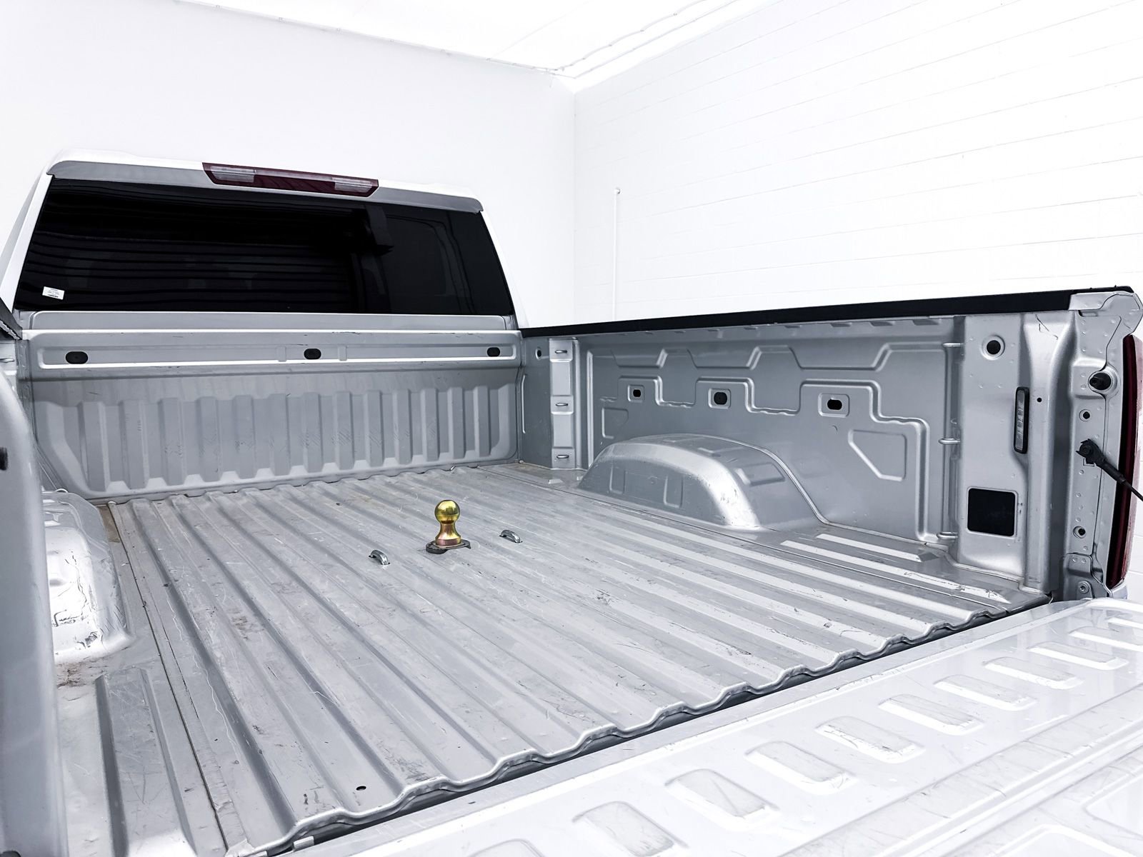 Used 2022 Chevrolet Silverado 2500 LT w/ Convenience Package image 8