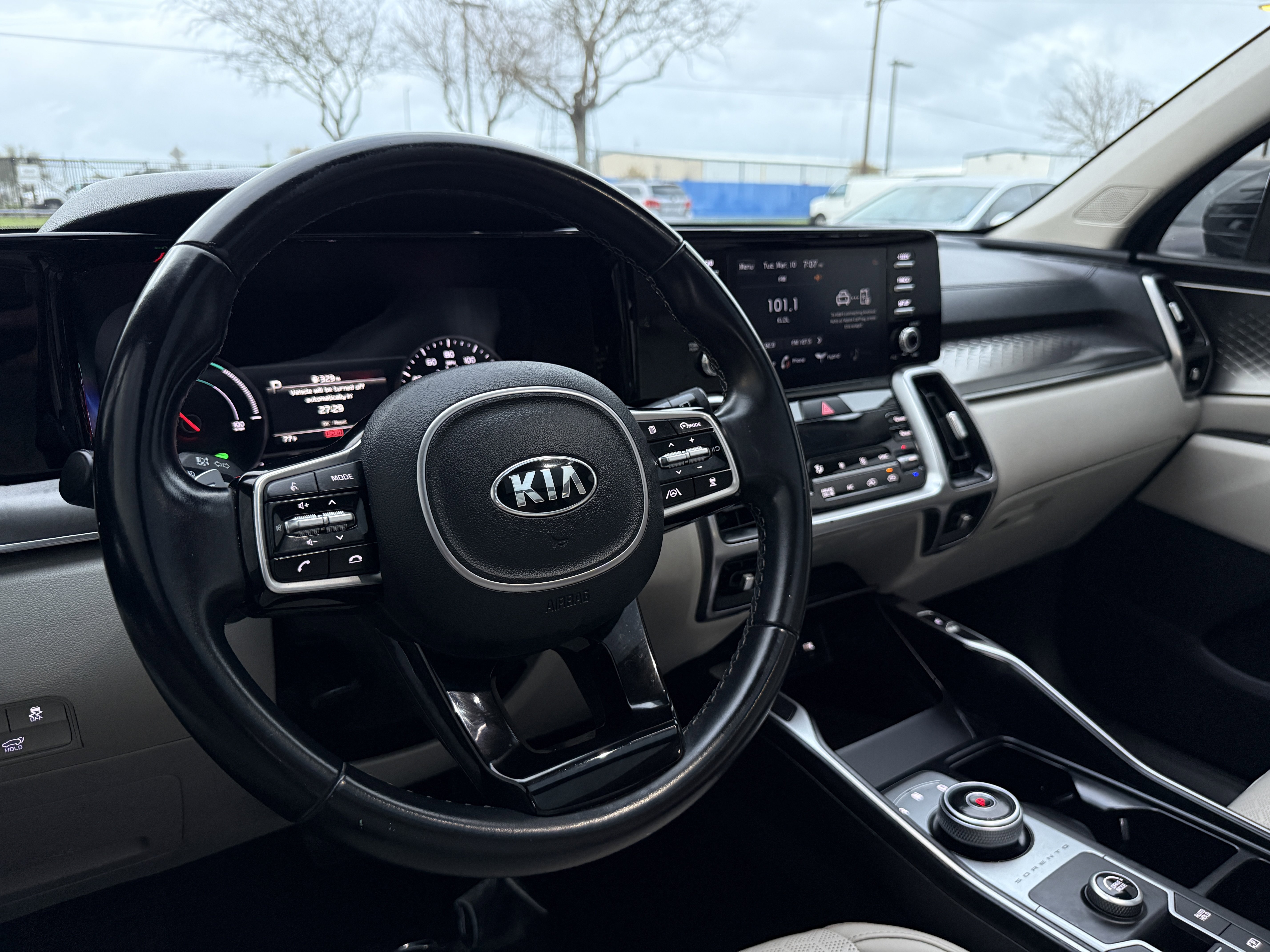 Used 2021 Kia Sorento EX FWD image 16