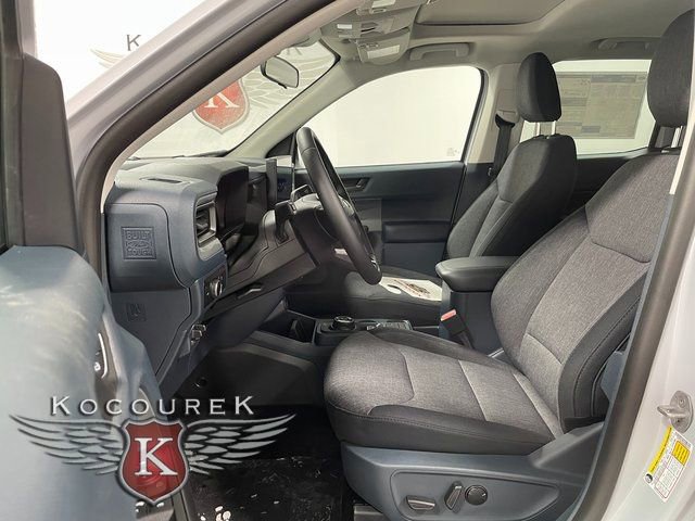 New 2025 Ford Maverick XLT w/ XLT Luxury Package image 11