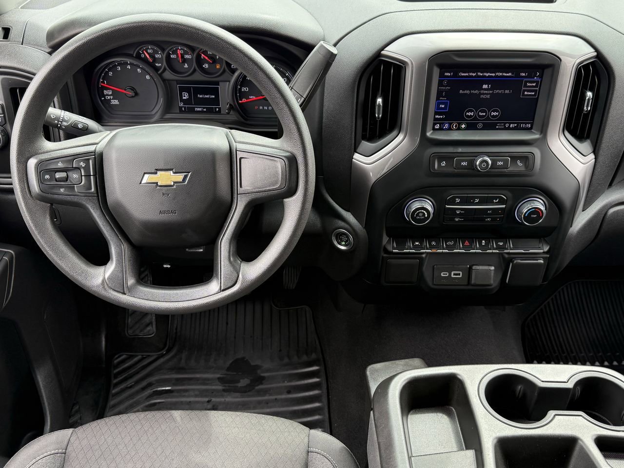 Used 2024 Chevrolet Silverado 1500 Custom image 11