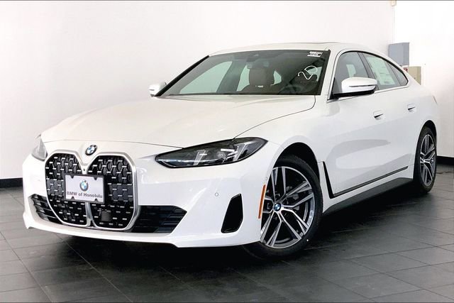 New 2026 BMW 430i w/ Premium Package