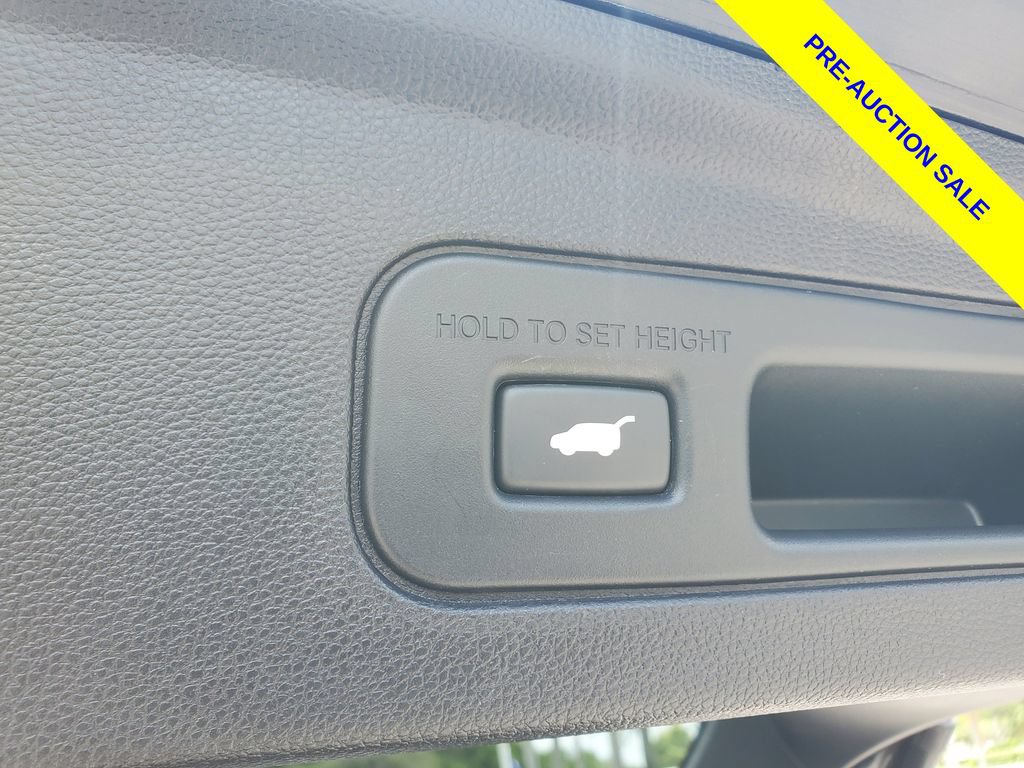 Certified 2024 Acura MDX SH-AWD image 9