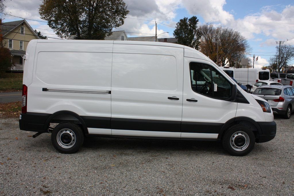 New 2026 Ford Transit 250 148 Medium Roof image 4