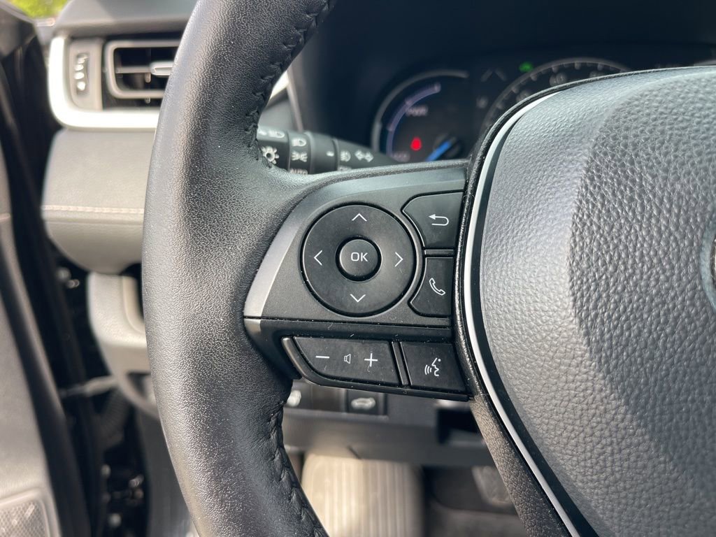 Used 2024 Toyota RAV4 XLE Premium w/ Weather Package AWD/4WD image 17