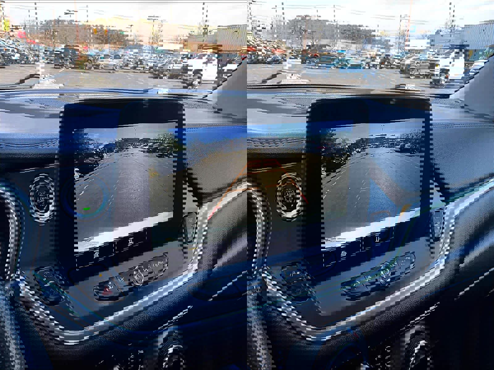 Used 2023 Chevrolet Blazer LT image 18