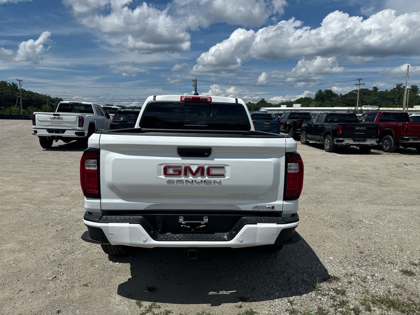 New 2026 GMC Canyon AT4 w/ Technology Plus Package AWD/4WD image 4
