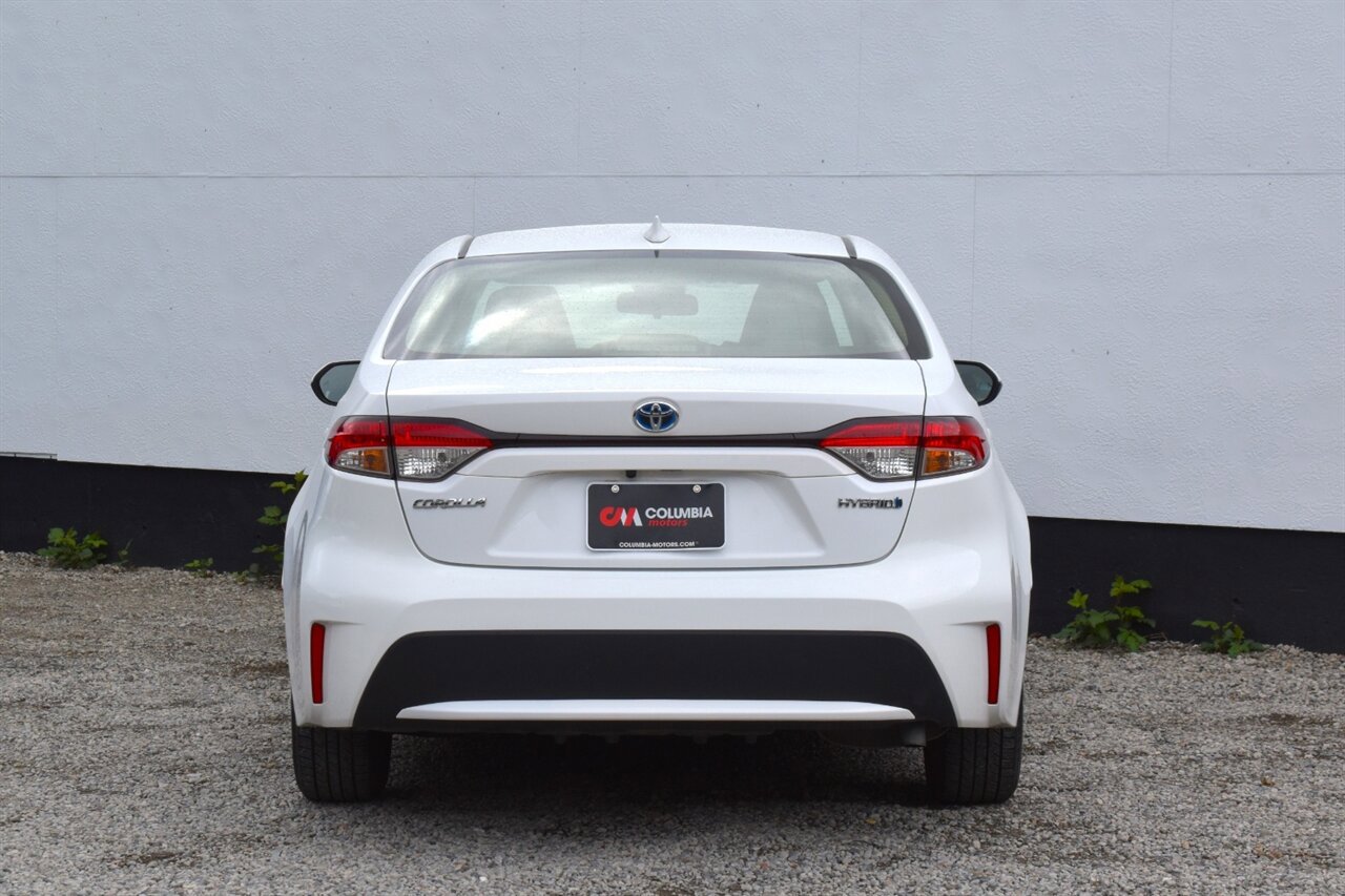 Used 2021 Toyota Corolla LE FWD image 4