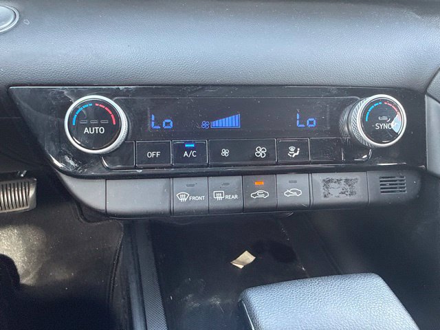 Used 2022 Hyundai Elantra SEL FWD image 22