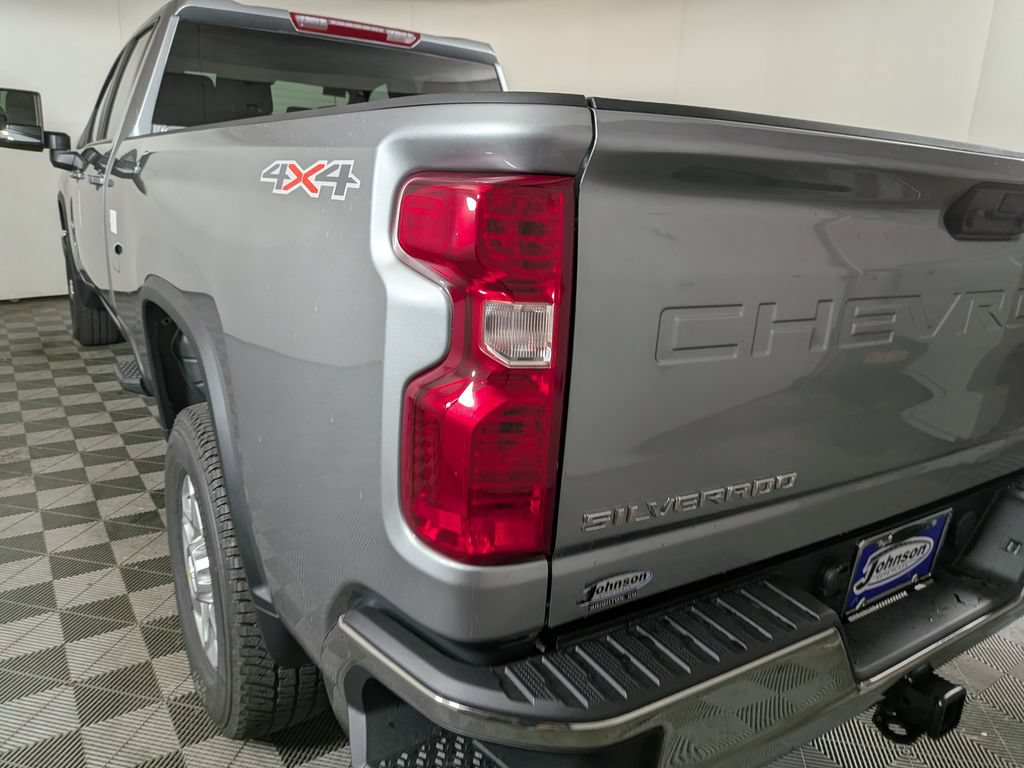 New 2026 Chevrolet Silverado 3500 LT AWD/4WD image 10