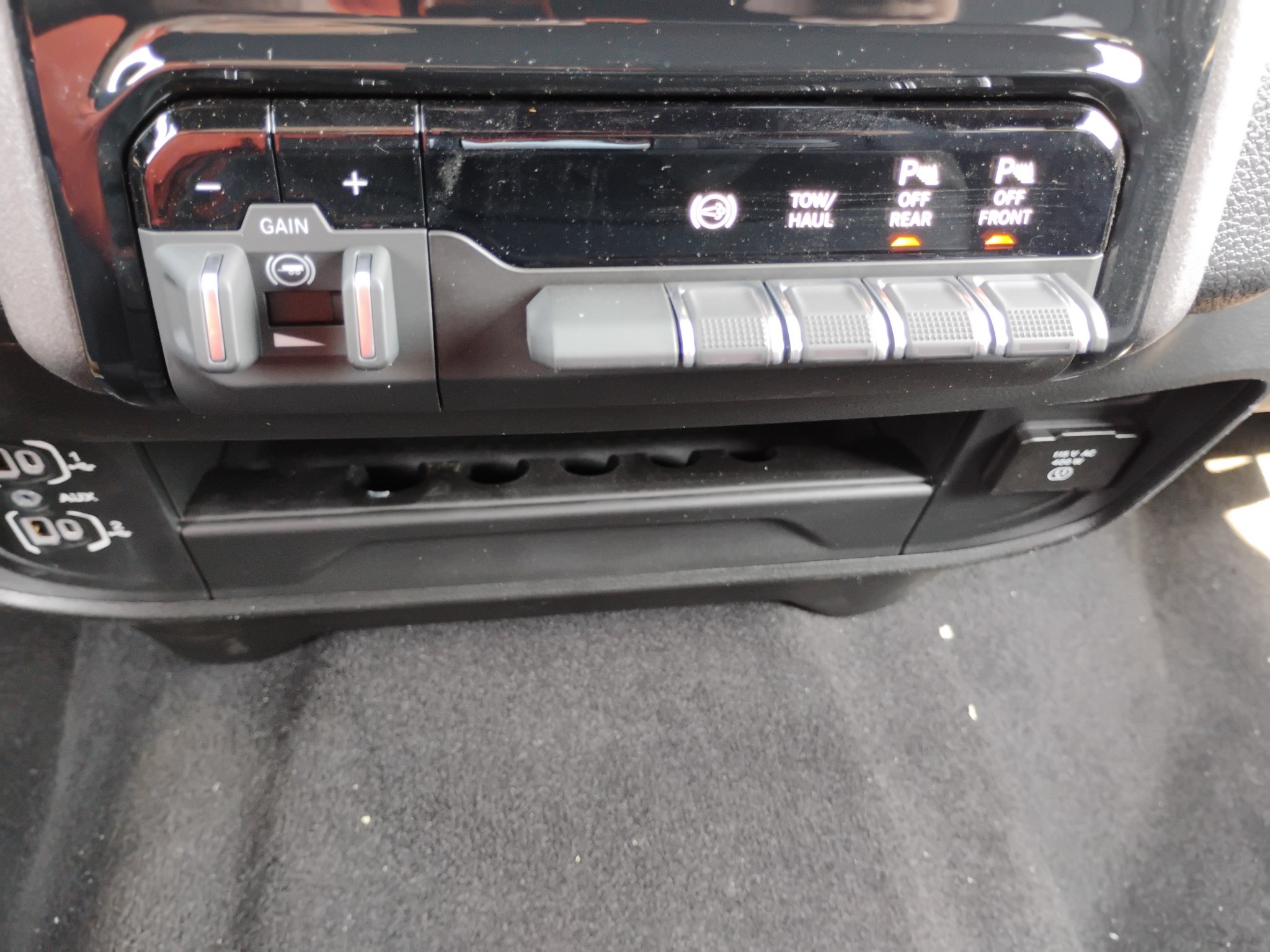 New 2027 RAM 3500 Tradesman AWD/4WD image 27