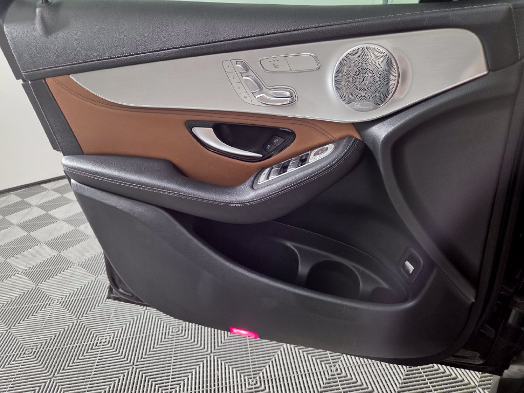 Used 2019 Mercedes-Benz GLC 43 AMG 4MATIC image 20