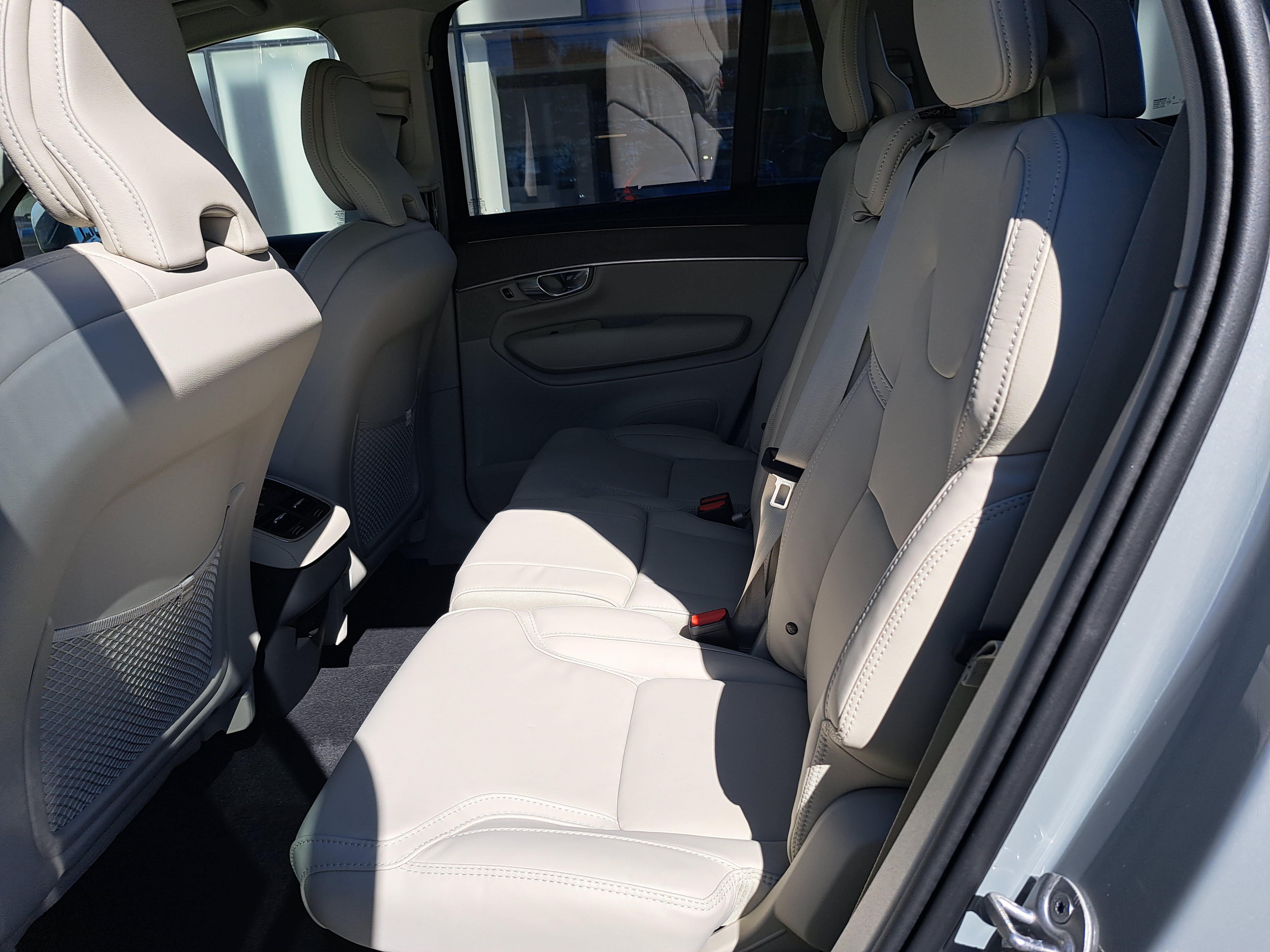 New 2026 Volvo XC90 B6 Ultra w/ Protection Package AWD/4WD image 7