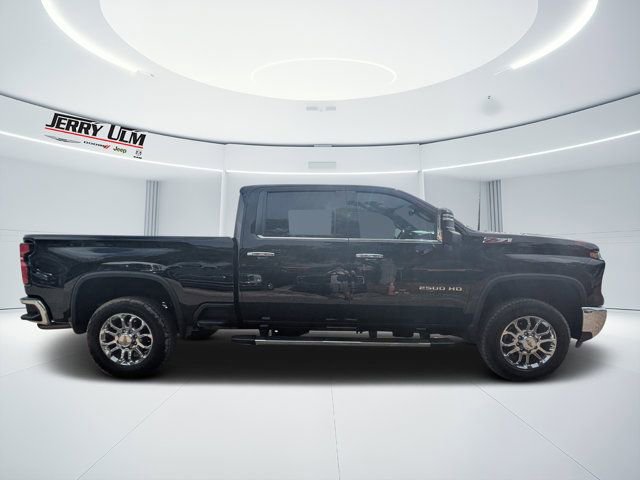 Used 2024 Chevrolet Silverado 2500 LTZ w/ LTZ Plus Package image 2