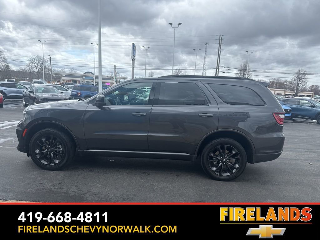 Used 2023 Dodge Durango GT w/ Blacktop Package image 4