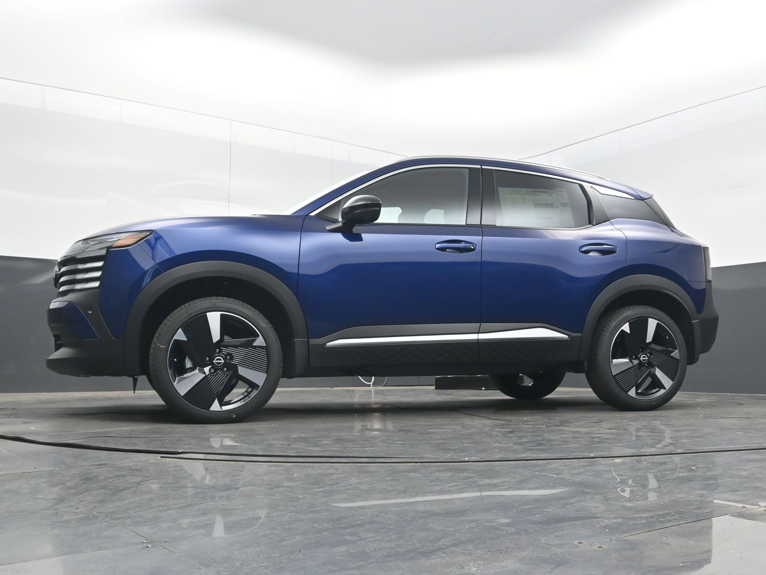 New 2026 Nissan Kicks SR w/ SR Premium Package image 26