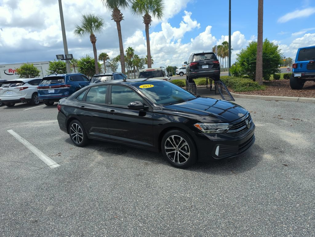 Used 2024 Volkswagen Jetta Sport FWD image 1