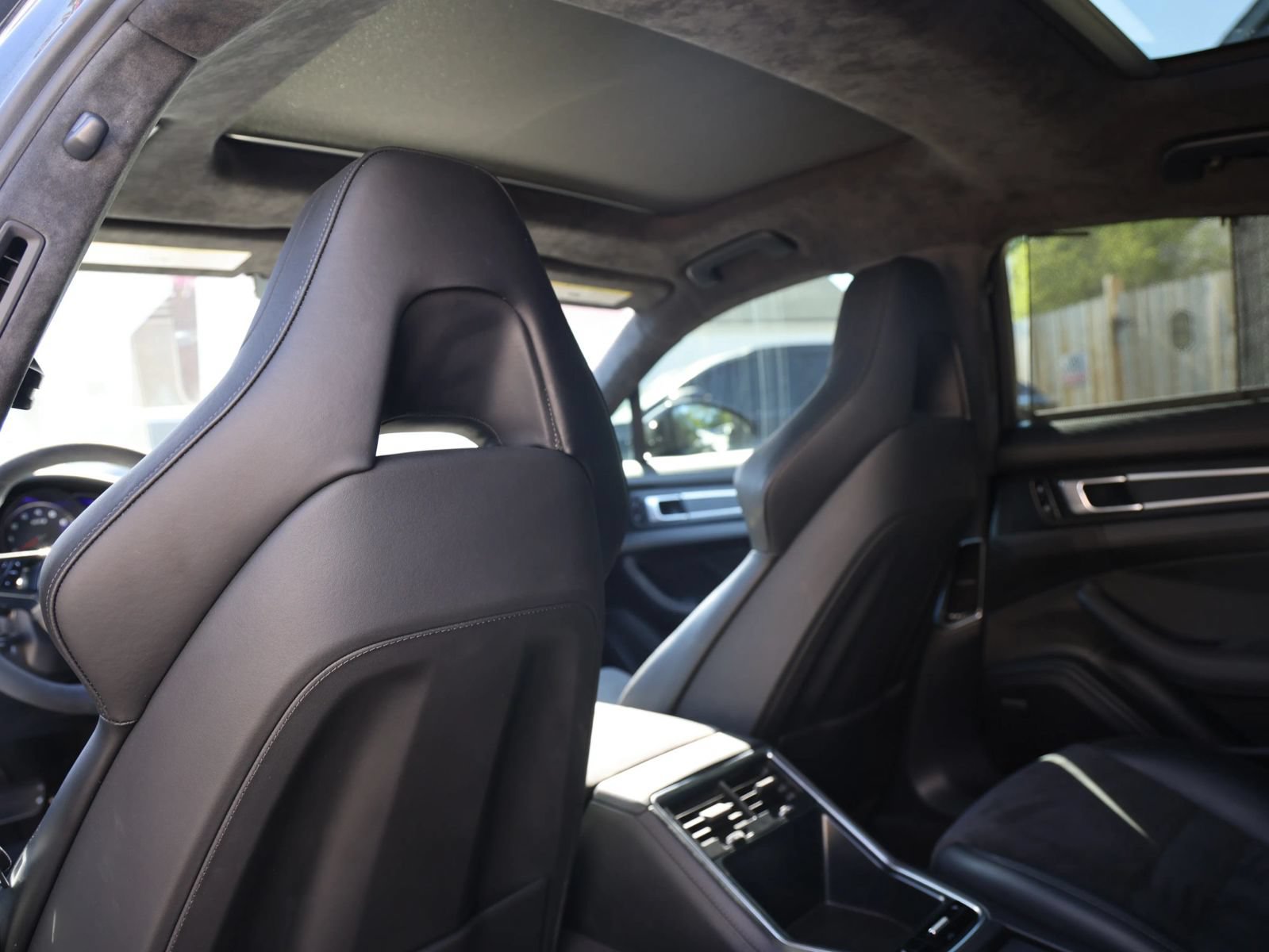 Used 2020 Porsche Panamera GTS w/ Premium Package Plus AWD/4WD image 27