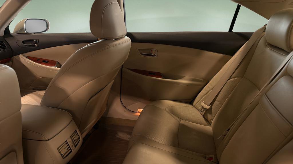 Used 2011 Lexus ES 350 image 7