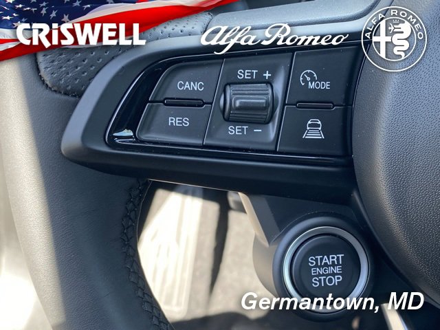 New 2025 Alfa Romeo Tonale w/ Premium Package image 21