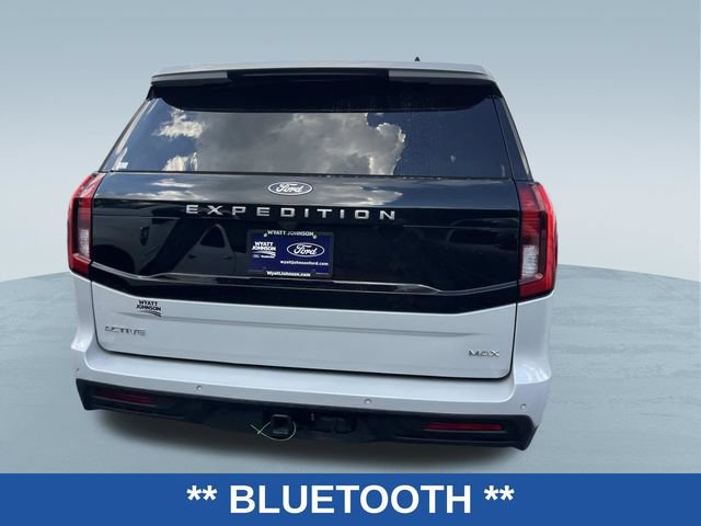 Used 2025 Ford Expedition Max Active AWD/4WD image 4